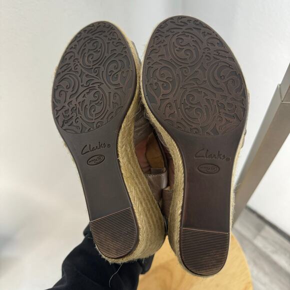 CLARKS ARTISAN Leather Slingback Active Air Peep Toe Wedge Heels Sandals Size 7 - Picture 6 of 9